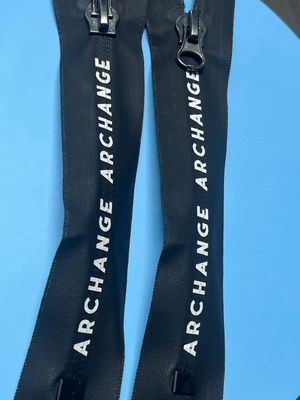 Umweltfreundliche schwarze Stoffseile mit Reißverschluss