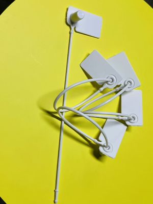 Kleidungsstücke aus Kunststoff Kleidungsstücke Sicherheitsstücke Diebstahlschutz OEM