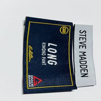 Ultraschallgeschnitten Broderierte Gewebte Bekleidungsetiketten Bekleidungsetiketten Custom