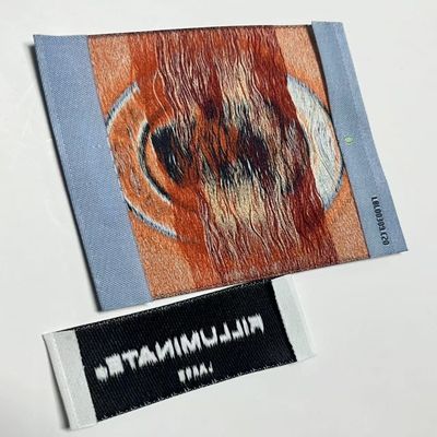 Massenwaren Gewebe Etiketten Nähen auf Etiketten mit Ultraschallschnitt